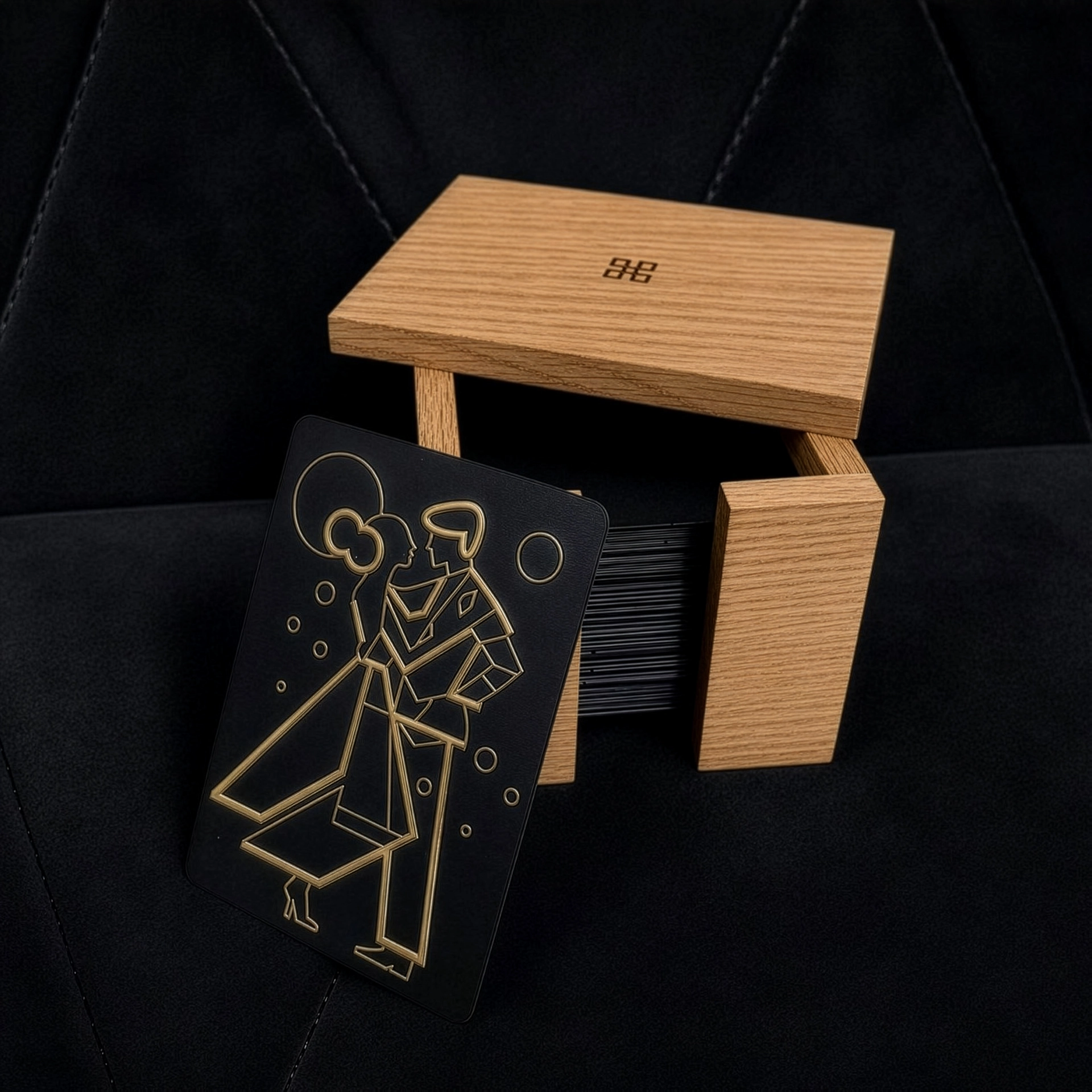 Business gifts for the legal profession: discretion, the gravity of office and the highest quality of craft