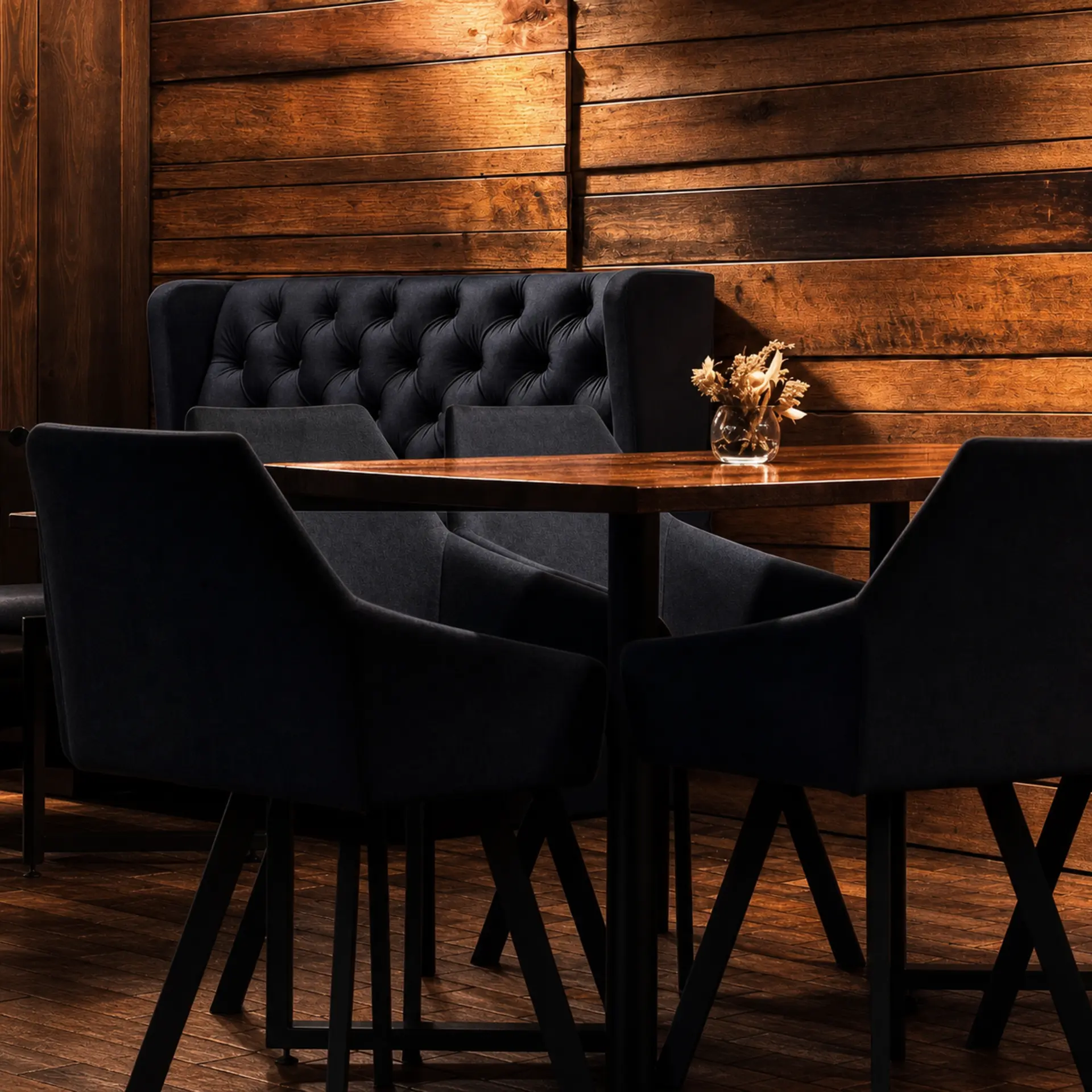 Optimizing TRevPAR in resort hotels: how does a virtual director draw guests discreetly out of their rooms into the most profitable zones?